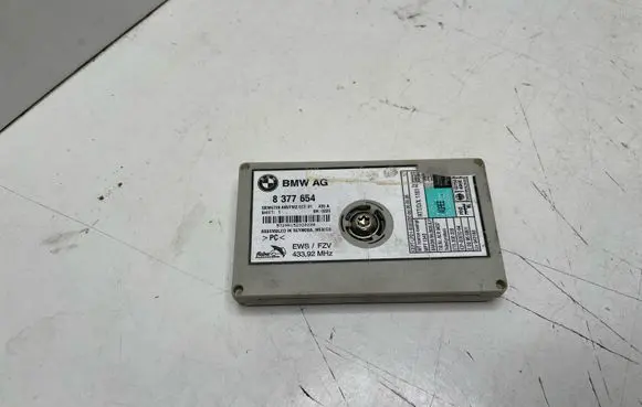 BMW X5 E53 Aerial antenna amplifier 8377654 43392MHZ
