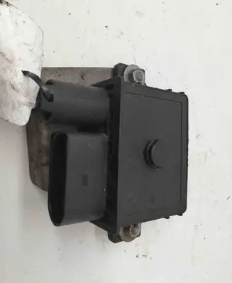 BMW 5 E60 E61 Glow plug pre-heat relay 7798000