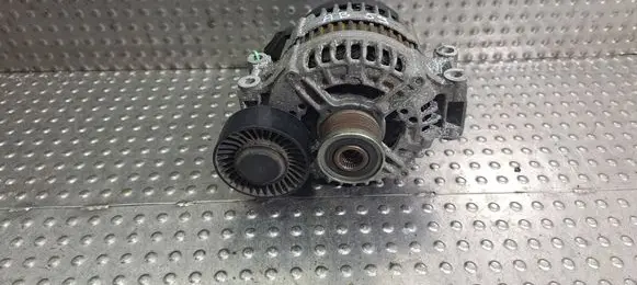 BMW 1 E81 E87 Generator/alternator 0121715017 7550469