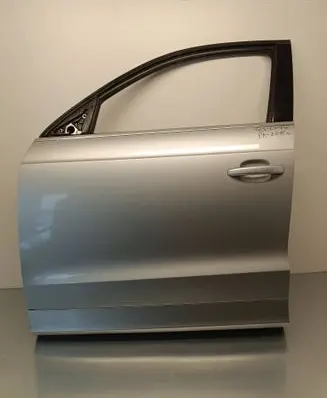 Audi Q3 8U Front door 