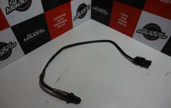 Volkswagen Touran I Lambda probe sensor 03G906262A