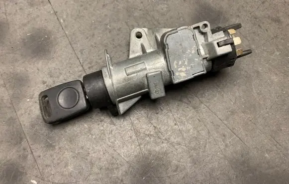 Audi A6 S6 C5 4B Ignition lock 1J0419959