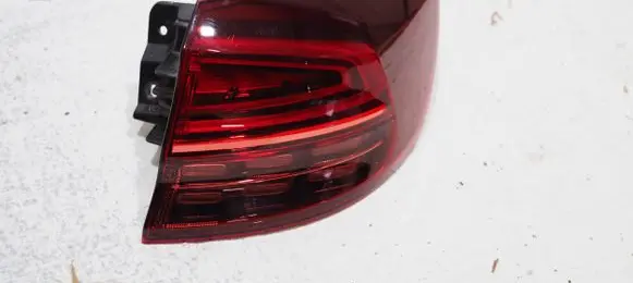 KIA Ceed Rear/tail lights J792418310 100120241518