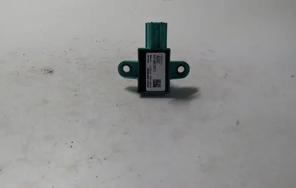 Audi A4 S4 B8 8K Airbag deployment crash/impact sensor 8K0955557C