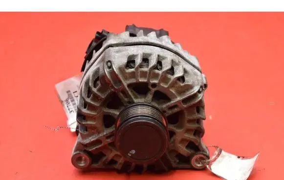 Peugeot 208 Generator/alternator 9810525380