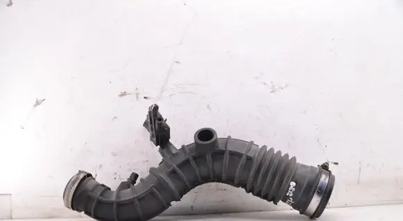 Renault Captur Intercooler hose/pipe 165764382R 8200603558