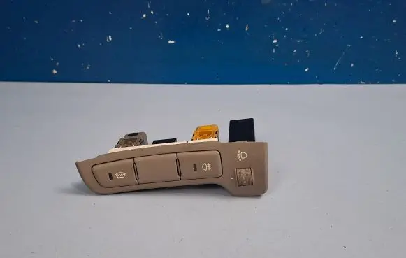 KIA Carens II Headlight level height control switch 202002962