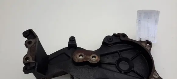 Toyota Avensis T250 Engine mounting bracket 123150G010
