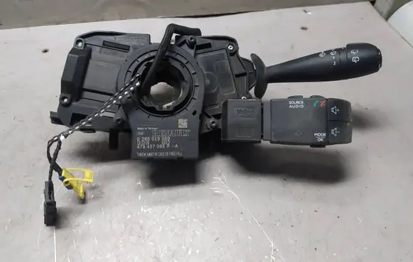 Renault Clio IV Wiper control stalk 255671790R 0670293
