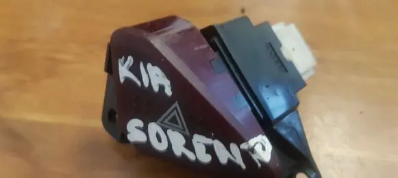 KIA Sorento Hazard light switch