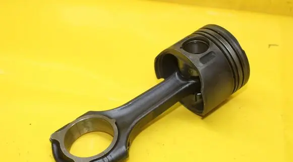 Mercedes-Benz Sprinter W901 W902 W903 W904 Piston with connecting rod
