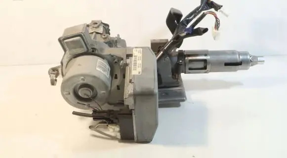 Mazda 2 Power steering pump 54084964B