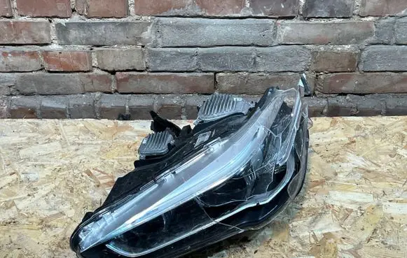 BMW X1 F48 F49 Headlight/headlamp 7472219