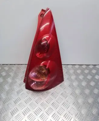 Peugeot 107 Rear/tail lights 81550-0h040