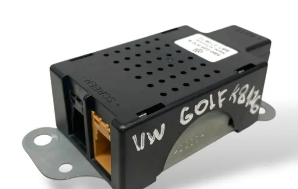 Volkswagen Golf VI Aerial antenna amplifier 5M0035570B