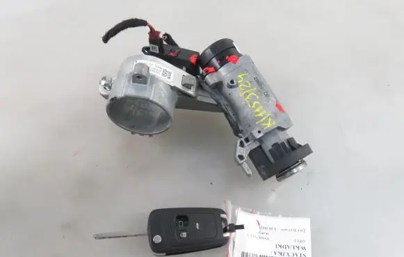 Opel Insignia A Ignition lock F00HJ00363 25799293