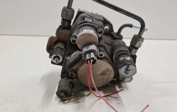 Subaru Outback Fuel injection high pressure pump 2940000760 AA010 01752
