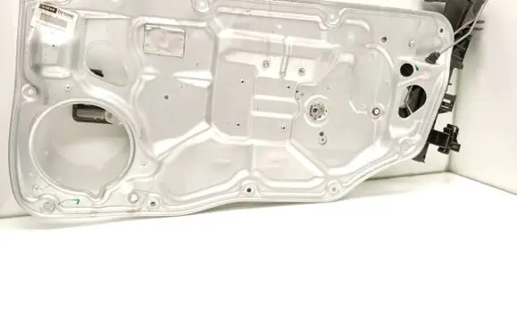 Volvo XC70 Front window lifting mechanism without motor 30661066 30784510 30661073