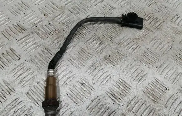 Opel Corsa F Lambda probe sensor 9810666880
