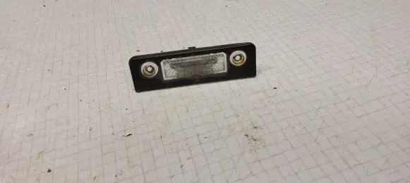 Skoda Octavia Mk2 (1Z) Number plate light 1Z0943021