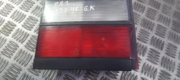 Volkswagen PASSAT B3 Tailgate rear/tail lights 333945107
