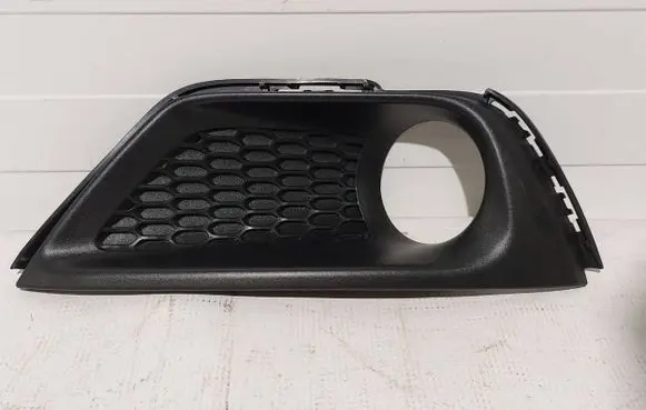 Jeep Compass Front fog light trim/grill 5UP96TRMAB 5UP96RXFAB