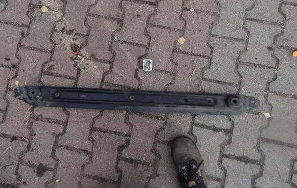 Peugeot 3008 I Bottom radiator support slam panel xxxxxxxxxxx