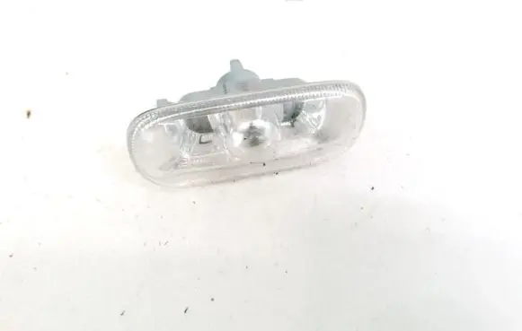Audi A3 S3 8L Front fender indicator light 8e0949127 015e11220m4102