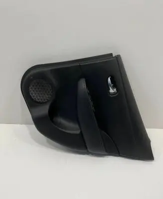 Nissan Leaf II (ZE1) Rear door card panel trim 829225SH0A