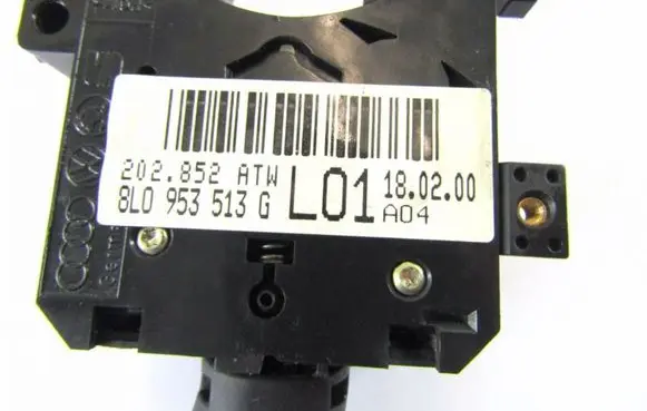 Volkswagen PASSAT B5 Light switch 8L0953513G