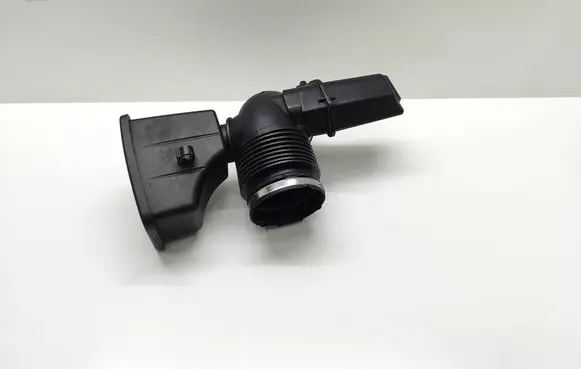 BMW 5 E60 E61 Air intake duct part 7521029 752102906 13717521029