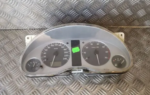 Volkswagen Sharan Speedometer (instrument cluster) 7M0919861A 95VW10849AD