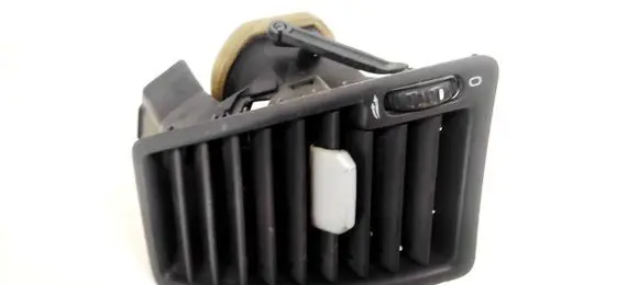 Volvo XC90 Dash center air vent grill 3409398