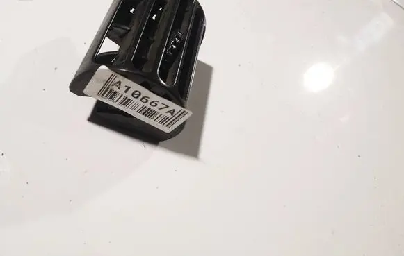 Renault Master II Dash center air vent grill