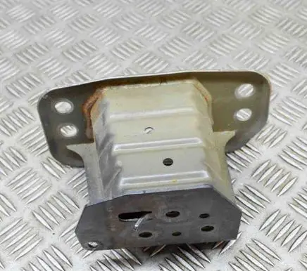 Toyota C-HR I Front bumper shock/impact absorber 