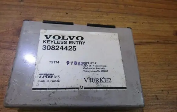 Volvo S40, V40 Comfort/convenience module 30824424 72114
