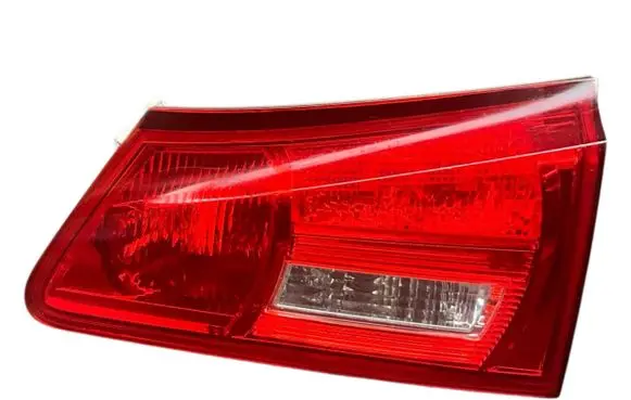 Lexus IS 220D-250-350 Rear/tail lights
