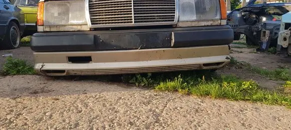 Mercedes-Benz E W124 Front bumper splitter molding 2110031 2122021 2122022