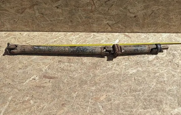 Mitsubishi L200 Rear driveshaft/prop shaft 