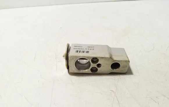 Toyota Corolla E210 E21 Air conditioning (A/C) expansion valve 4475005940