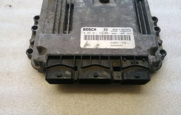 Renault Espace - Grand espace IV Engine control unit/module 0281011724 8200311550 8200384493
