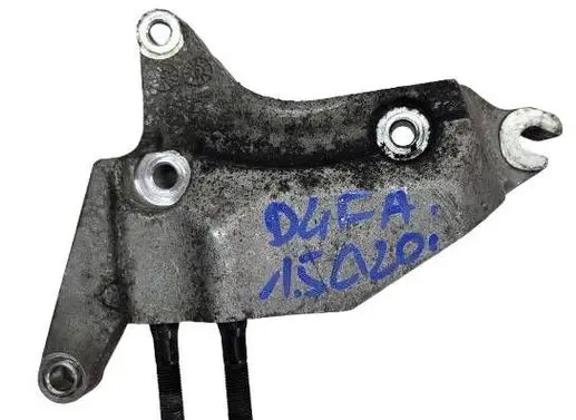 Engine mounting bracket