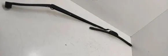 Windshield/front glass wiper blade