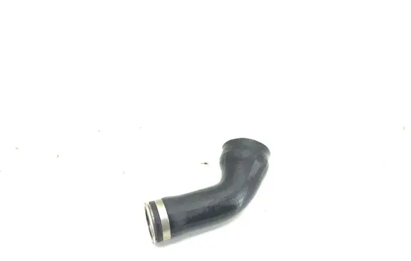BMW X6 E71 Intercooler hose/pipe 7575407