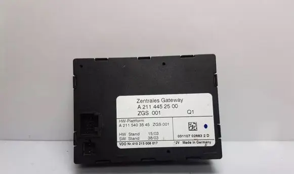 Mercedes-Benz E W211 Gateway control module A2114452500