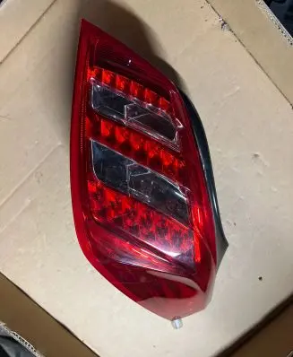 Peugeot 508 Rear/tail lights 9686293680 V286AR85