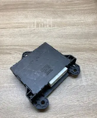 Toyota Prius (XW20) Air conditioner control unit module 8865047051 1776003362