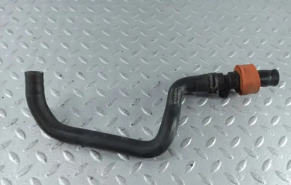 Audi A8 S8 D4 4H Engine coolant pipe/hose 4H1819672Q