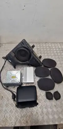 Dodge Journey Audio system kit 05064339AE TJC280910286