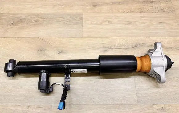 BMW 3 G20 G21 Rear shock absorber/damper 6895057 6878745
